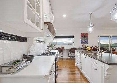 Hampton Style Kitchen Toowoomba 111